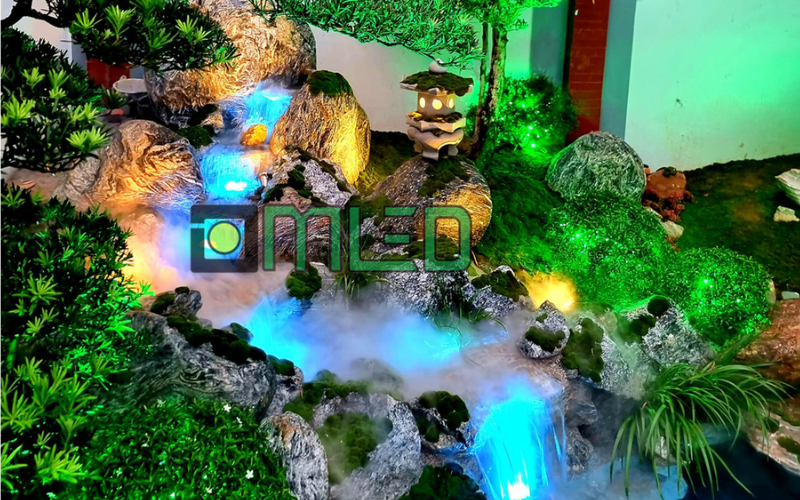 den am nuoc xanh duong tao diem nhan